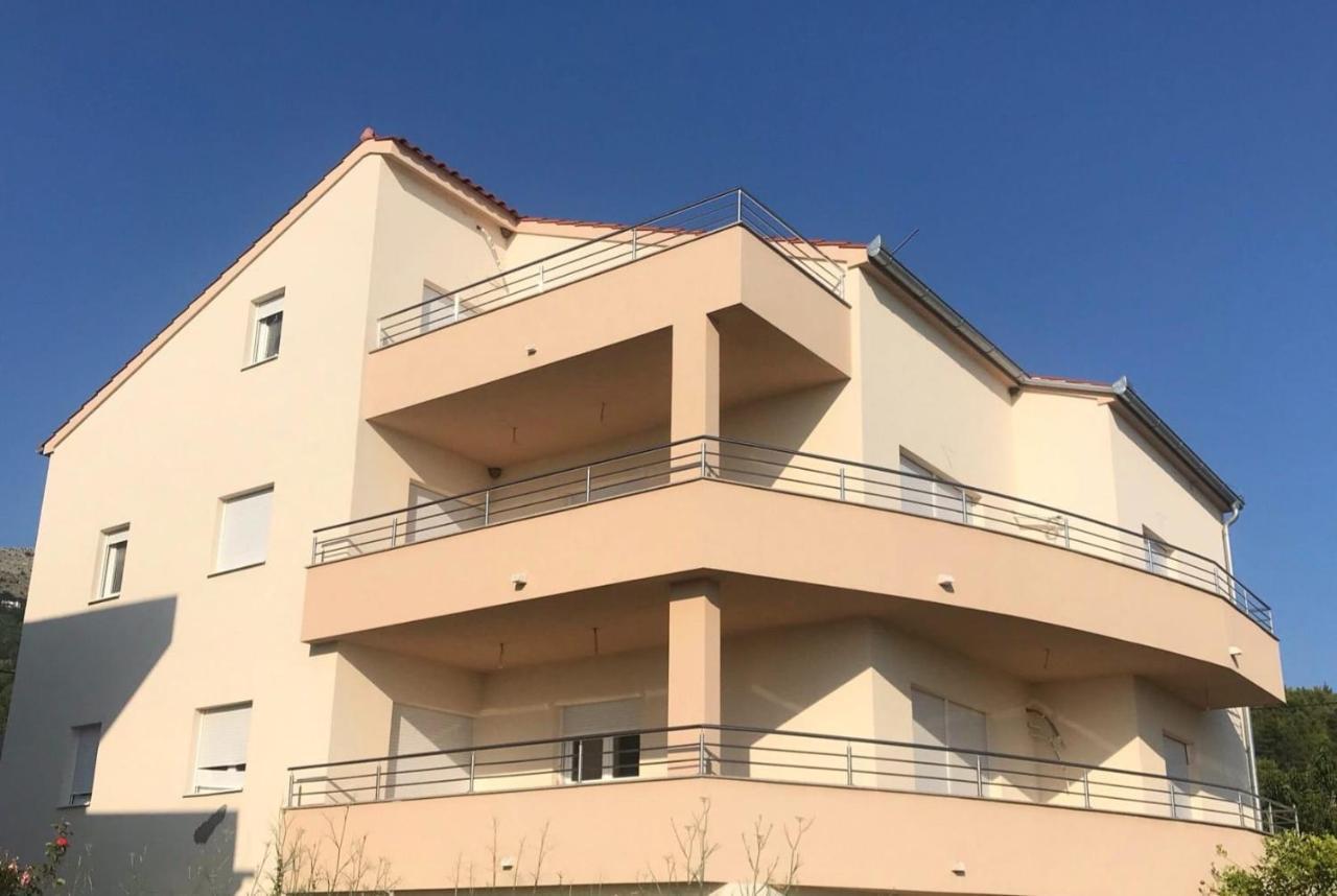 Villa Ana Perfect For Families With Kids And Groups,House With Heated Pool Подстрана Экстерьер фото